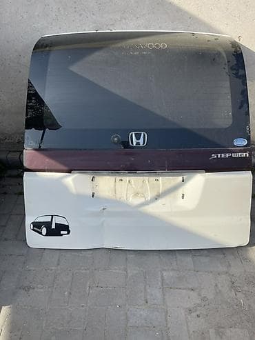 подкрылки аккорд: Крышка багажника Honda, Оригинал — 1