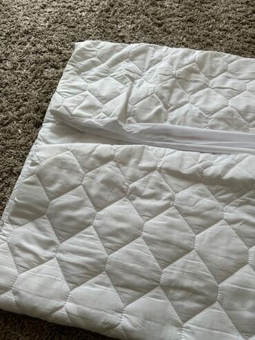 купить ткань для постельного белья оптом: Новый непромокаемый наматрасник. Размер 160*200 . Покупали за 3500 — 1