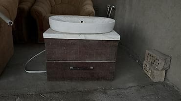 цена раковина с тумбой в ванную: Тумба для ванны, Новый, С раковиной, Дерево, Самовывоз, цвет - Коричневый — 1