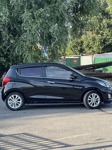 Унаа сатуу: Chevrolet Spark: 2019 г., 0.1 - engine capacity л, Вариатор, Бензин, Хетчбек — 3