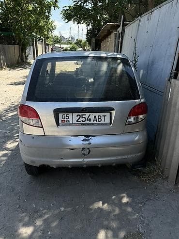 byd e7: Daewoo Matiz: 2002 г., 0.8 л, Механика, Бензин, Хэтчбэк — 2