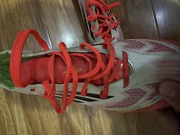 Бутсы Adidas F50 42 размера в очень хорошем состоянии