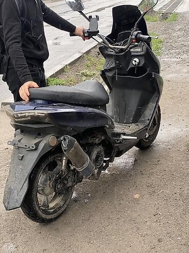водной скутер: Макси-скутер Yamaha, 175 куб. см, Бензин — 3