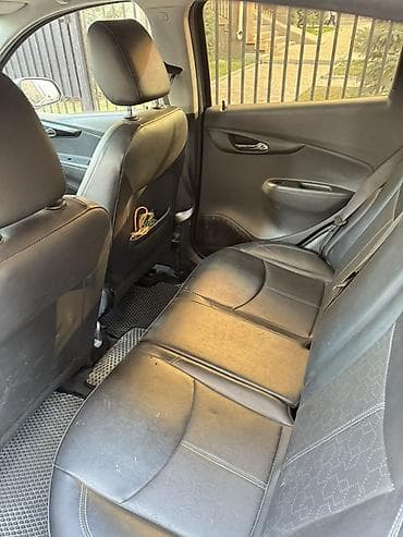 jet auto: Chevrolet Spark: 2017 г., 1 л, Автомат, Бензин, Хэтчбэк — 5