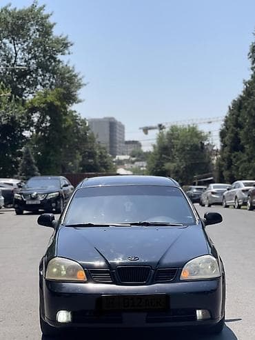 Daewoo Lacetti: 2004 г., 1.6 л, Механика, Бензин, Седан