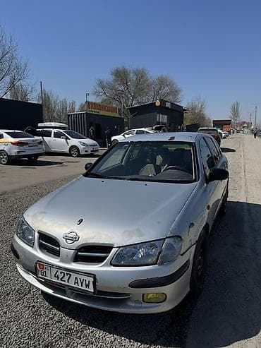 нисана: Nissan Almera: 2002 г., 1.8 л, Механика, Бензин, Хэтчбэк — 1