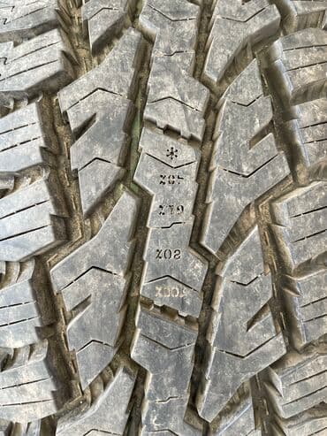 трактор мтз 1025: Шиналар 315 / 70 / R 17, All-season, Колдонулган, Жол тандабастар (АТ/МТ), Cooper — 8