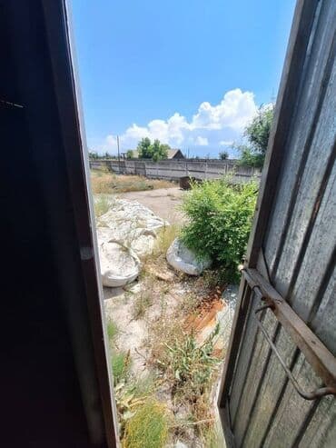 продажа участки и домов бишкек: 56 соток Продаю в г Кара - Балте участок со складскими помещениями по — 5