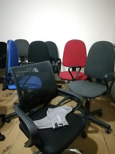 Стул офисный компьютерный