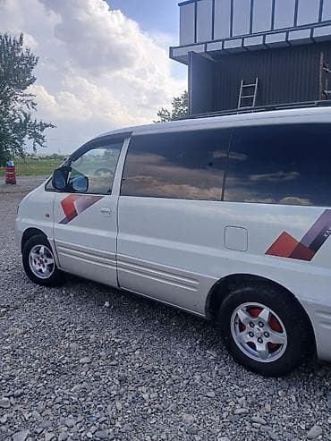 Транспорт: Hyundai Starex: 2000 г., 2.6 л, Кол менен иштөөчү, Дизель, Вэн/Минивэн — 6