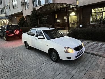 ВАЗ (ЛАДА): ВАЗ (ЛАДА) Priora: 2013 г., Механика, Бензин, Седан — 2