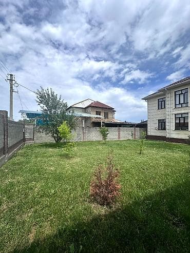 в воронцовке: 🏡 Загородный дом мечты у подножия гор! ⛰️ ✨ Продаётся двухэтажный дом — 5
