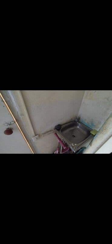 сдам частный дом без хозяина в бишкеке: 1 бөлмө, Жарым -жартылай эмереги бар — 10