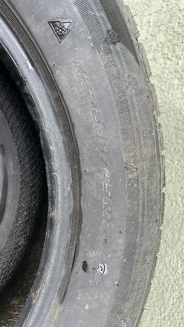 Шины 225 / 65 / R 17, Зима, Б/у, Комплект, Внедорожные (АТ/МТ), Viatti