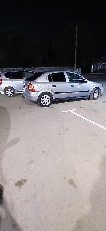 aion v: Opel Astra: 2001 г., 1.6 л, Автомат, Бензин, Хэтчбэк — 4