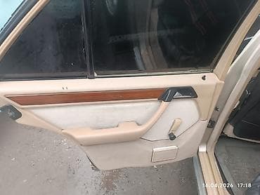 мерс 124дизел: Mercedes-Benz W124: 1990 г., Седан — 6