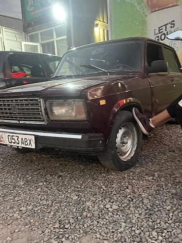 ВАЗ (ЛАДА) 2107: 1992 г., Бензин, Седан at lalafo.kg ВАЗ (ЛАДА) 2107: 1992 г., Бензин, Седан