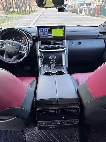 крузер 300: Toyota Land Cruiser: 2023 г., 3.5 л, Автомат, Бензин, Внедорожник — 8