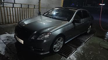 головка мерседес: Mercedes-Benz E-Class: 2010 г., 3.5 л, Автомат, Бензин, Седан — 9