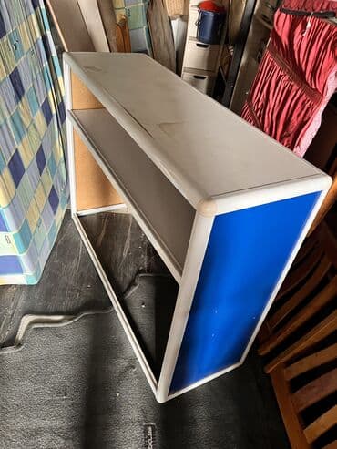 Гараж сатып алам: Торговое оборудование Витрины/Полки Для магазина Количество 2 — 5