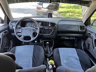 solaris accent: Volkswagen Vento: 1993 г., 1.8 л, Механика, Бензин, Седан — 6