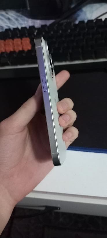 Apple iPhone: IPhone 15 Pro, Б/у, 256 ГБ, Серебристый, 89 % — 6