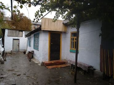 дома в чолпон ате: Үй, 70 кв. м, 3 бөлмө, Менчик ээси, Эски ремонт — 1