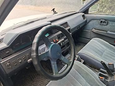 devo tiko: Nissan Bluebird: 1990 г., 2 л, Механика, Дизель, Универсал — 3