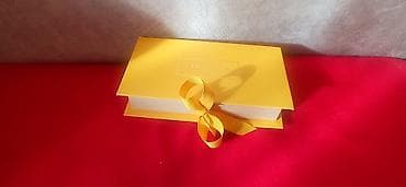 крыш: Подарочная коробка L’Occitane - Фирменная коробка-книжка L’Occitane — 2