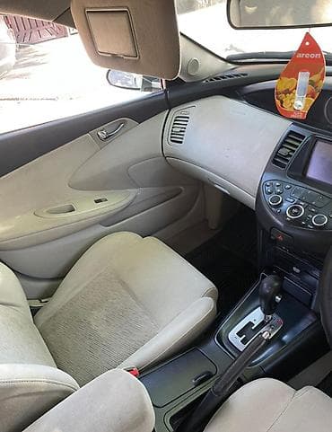 Nissan Primera: 2002 г., 0.2 л, Автомат, Бензин, Седан