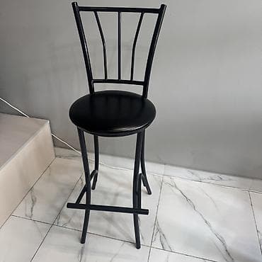 Барный стул, Железо
