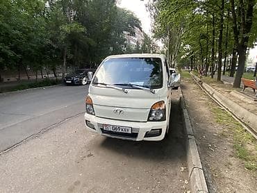 Сдается в аренду, Hyundai Porter II 2018 год, коробка автомат