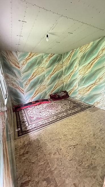 стройител: 🏡 Участок с времянкой в Бишкеке 📍 ж/м Красный Строитель 🔹 Площадь — 6