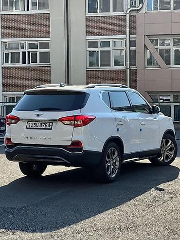 алькантар: Ssangyong Rexton: 2020 г., 2.2 л, Автомат, Дизель, Внедорожник — 4