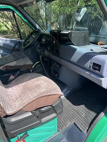 фонарь 124: Легкий грузовик, Mercedes-Benz, Дубль, 3 т, Б/у — 6