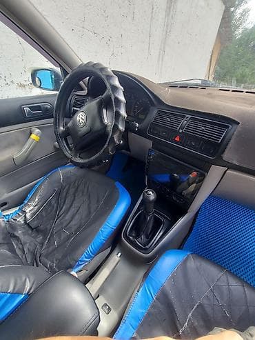 Продажа авто: Volkswagen Golf: 2000 г., 1.4 л, Механика, Бензин, Хэтчбэк — 1