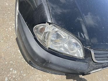 agu: Toyota Avensis: 2001 г., 1.6 л, Ручные, Бензин, Седан — 7