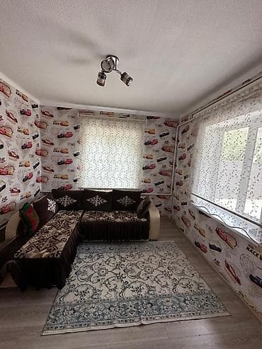 пл: Продаётся участок с хозяйственным комплексом и жилым домом. Новый — 8