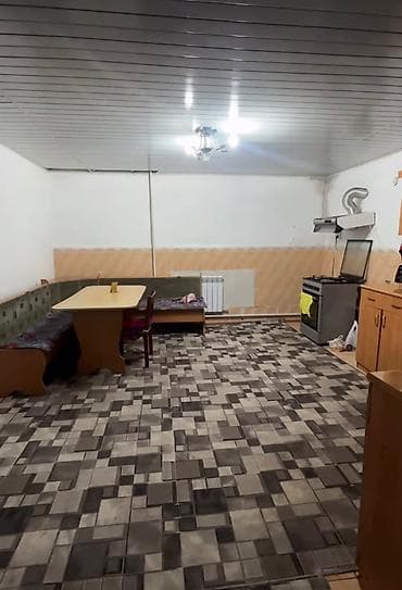 Кыймылсыз мүлк: 8 соток — 6