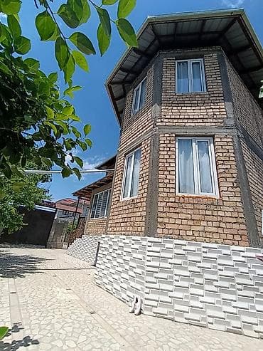 участки дома бишкек новопокровка: 🏡 Продаётся двухэтажный дом на участке 5 соток! 📍 Отличная локация — — 2