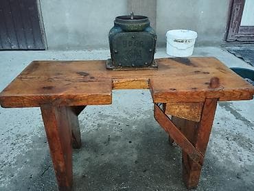 муравей советский: Советский сепаратор для молока «Урал» на деревянной тумбе - Тип — 3