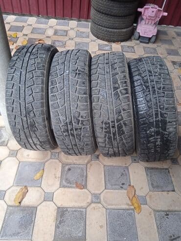 автомобильные шины для внедорожников: Продаю шипованую резину в отличном состоянии — 3