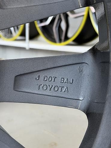 20: Литые Диски R 20 Toyota, Комплект, отверстий - 5, Новый — 5