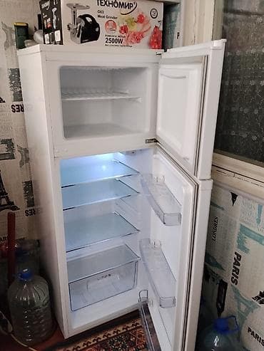 mini 4 pro: Холодильник Artel, Двухкамерный — 3