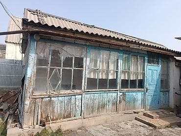 участок сатылат ак босого: Продаётся жилой дом с участком в частном секторе. Описание объекта: - — 2