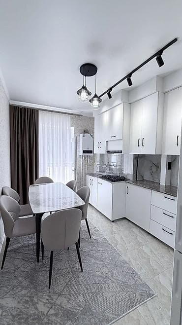 3 х комнатная: 3 комнаты, 83 м², Элитка, 3 этаж, Евроремонт — 2