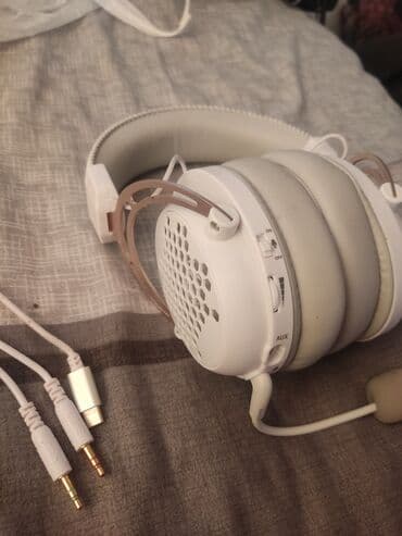 без проводной мышка: 3 в1 все очень хорошо работает ⌨️🖱️🎧 качество отличное состояние — 7