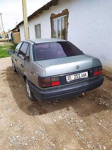 Продажа авто: Volkswagen Passat: 1989 г., 1.8 л, Механика, Бензин, Седан — 2