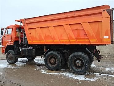 уборка клининг: Самосвал КАМАЗ, оранжевого цвета, колесная формула 6x6 (трехосный) — 4