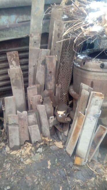 Продаю куски рессор для сварки, можно использовать для реставрации